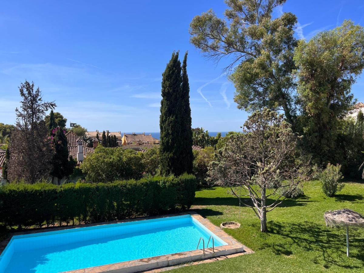 Casa Piscina Villa Marbellac